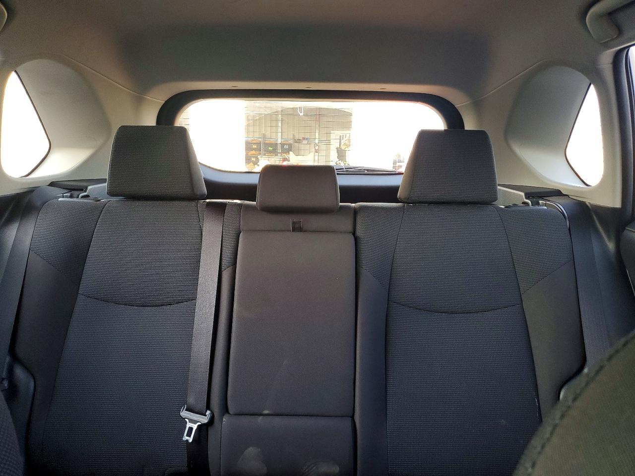 2025 TOYOTA RAV4 LE photo 19