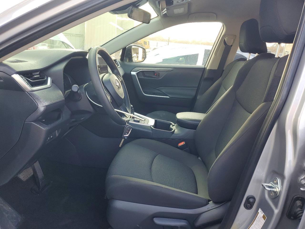 2025 TOYOTA RAV4 LE photo 13