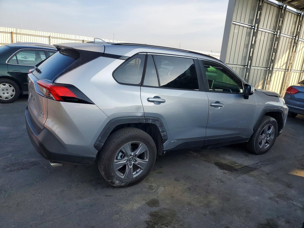 2025 TOYOTA RAV4 LE photo 5