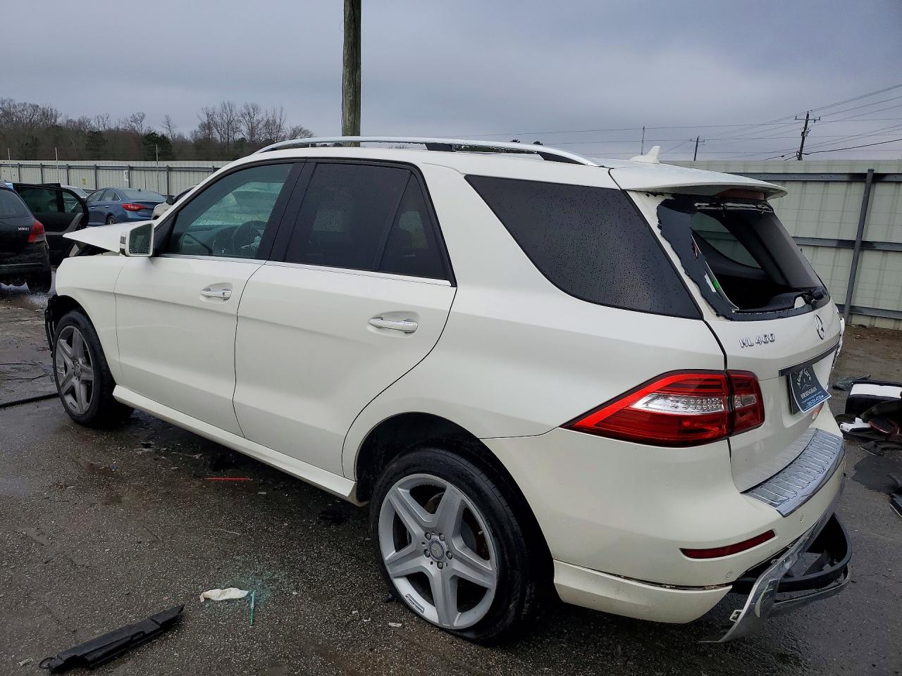 2015 MERCEDES-BENZ ML 400 4MATIC photo 3