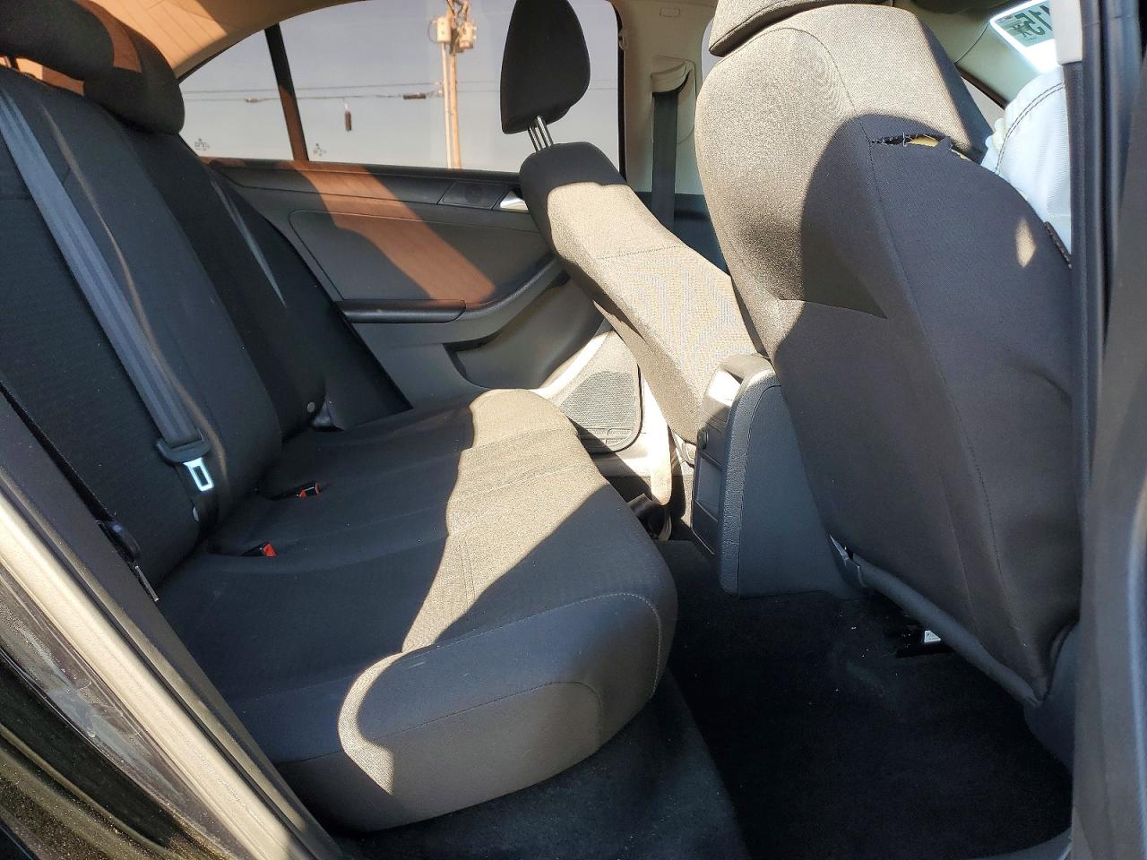 2016 VOLKSWAGEN JETTA S photo 19