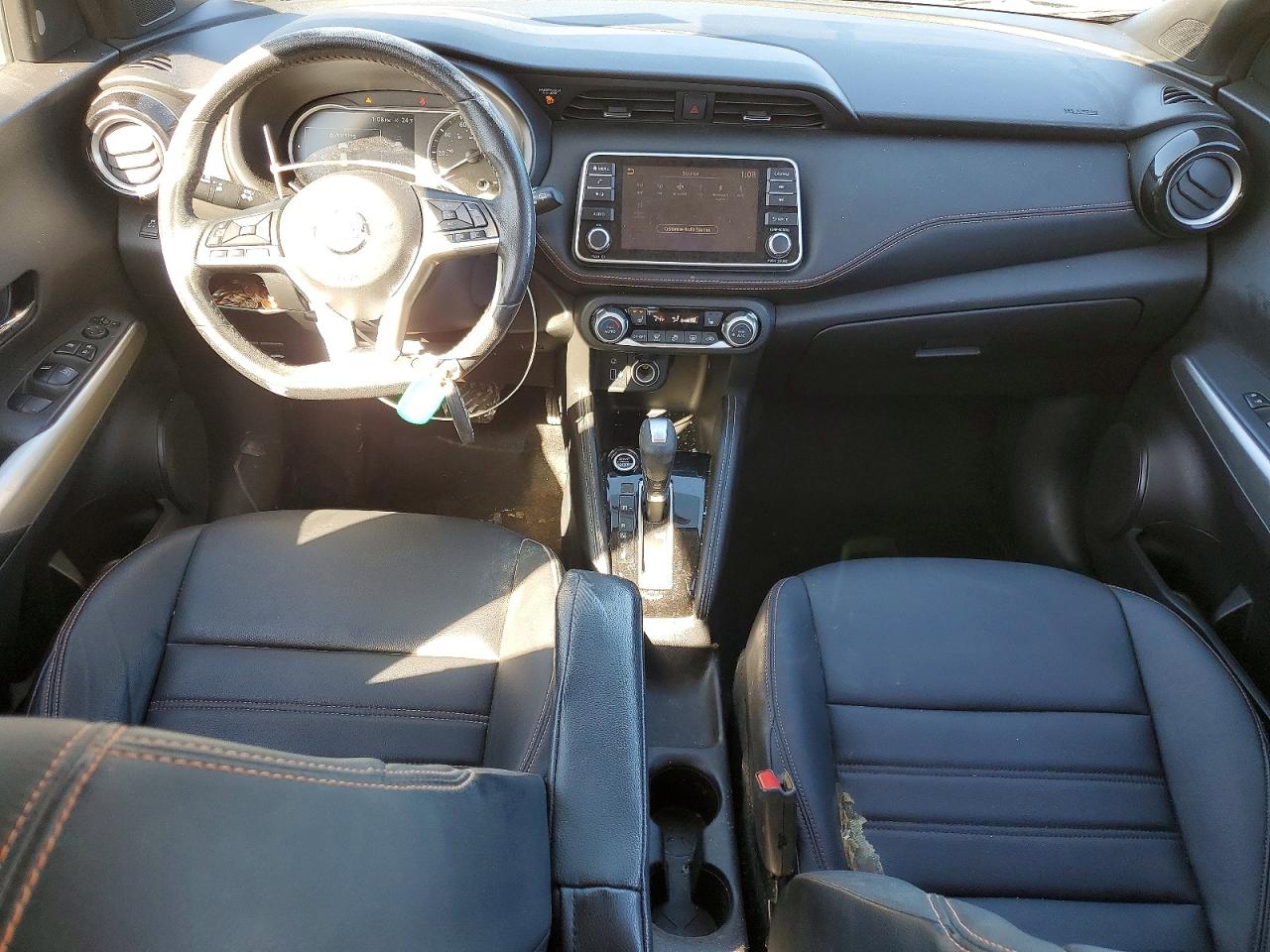2019 NISSAN KICKS S photo 8