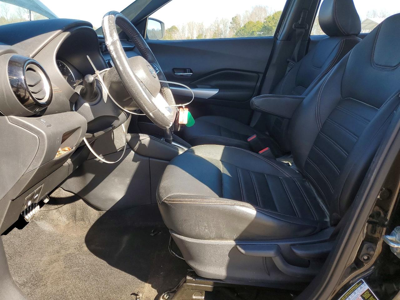 2019 NISSAN KICKS S photo 7