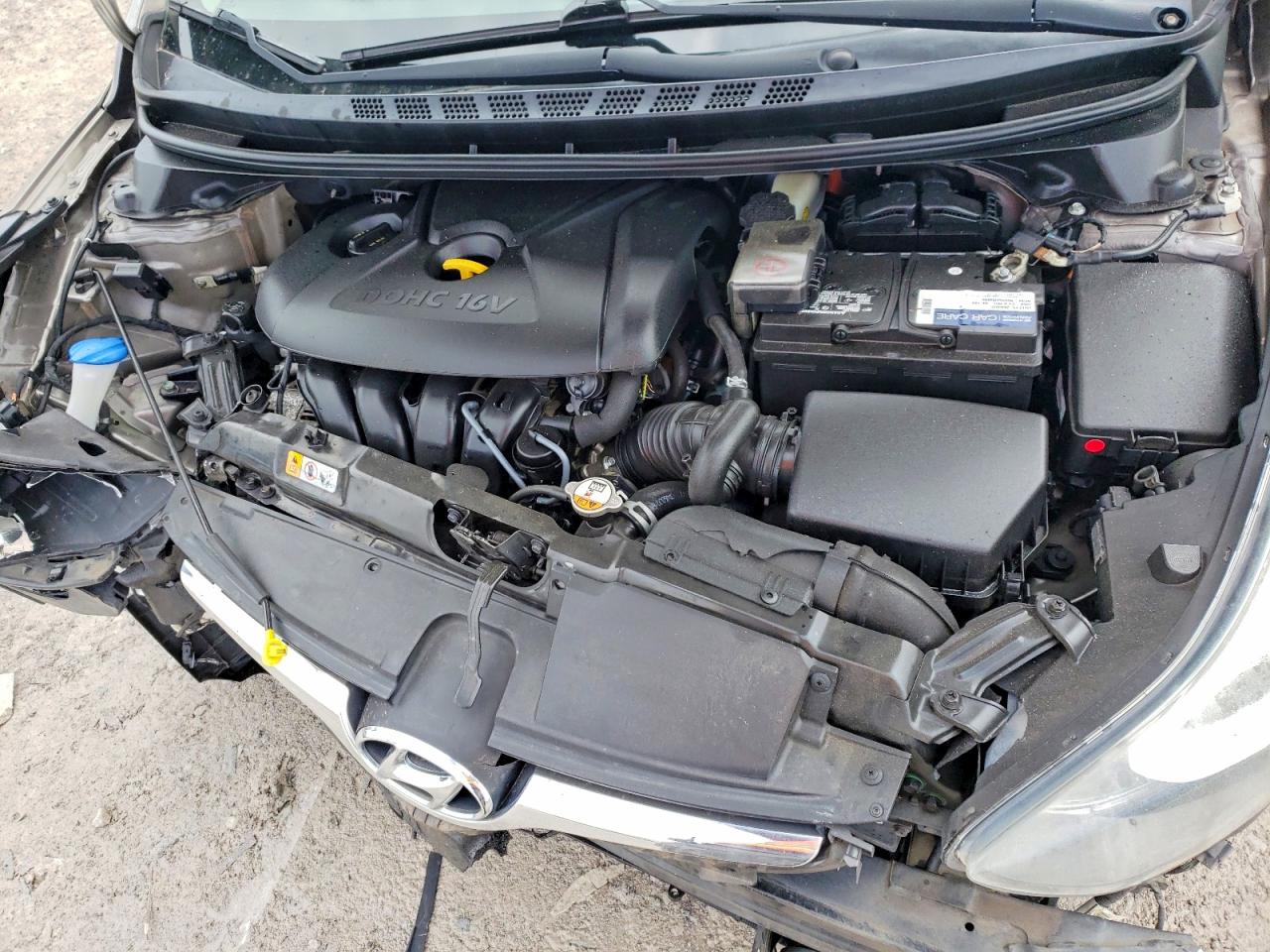 2016 HYUNDAI ELANTRA SE photo 31