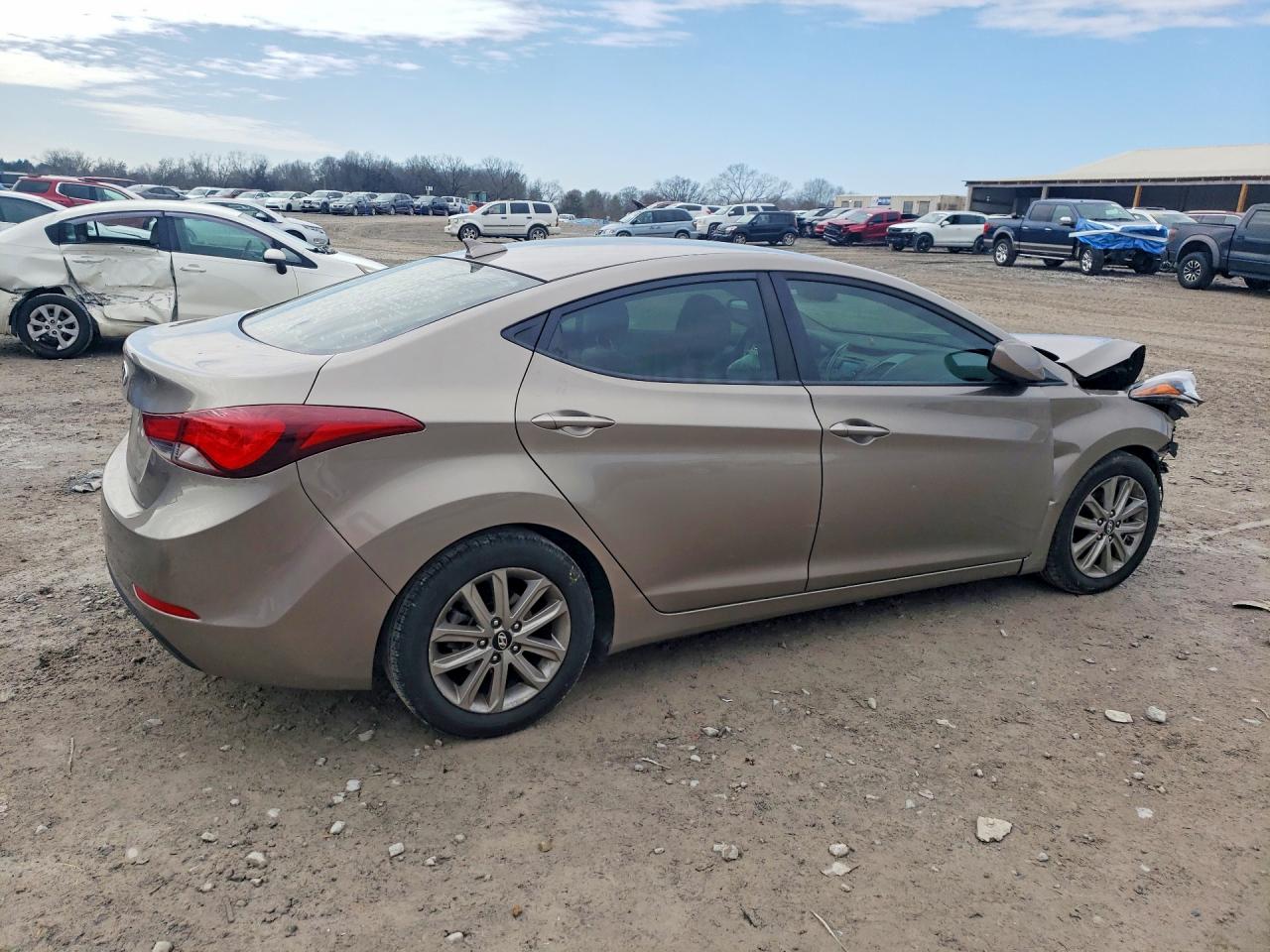 2016 HYUNDAI ELANTRA SE photo 7