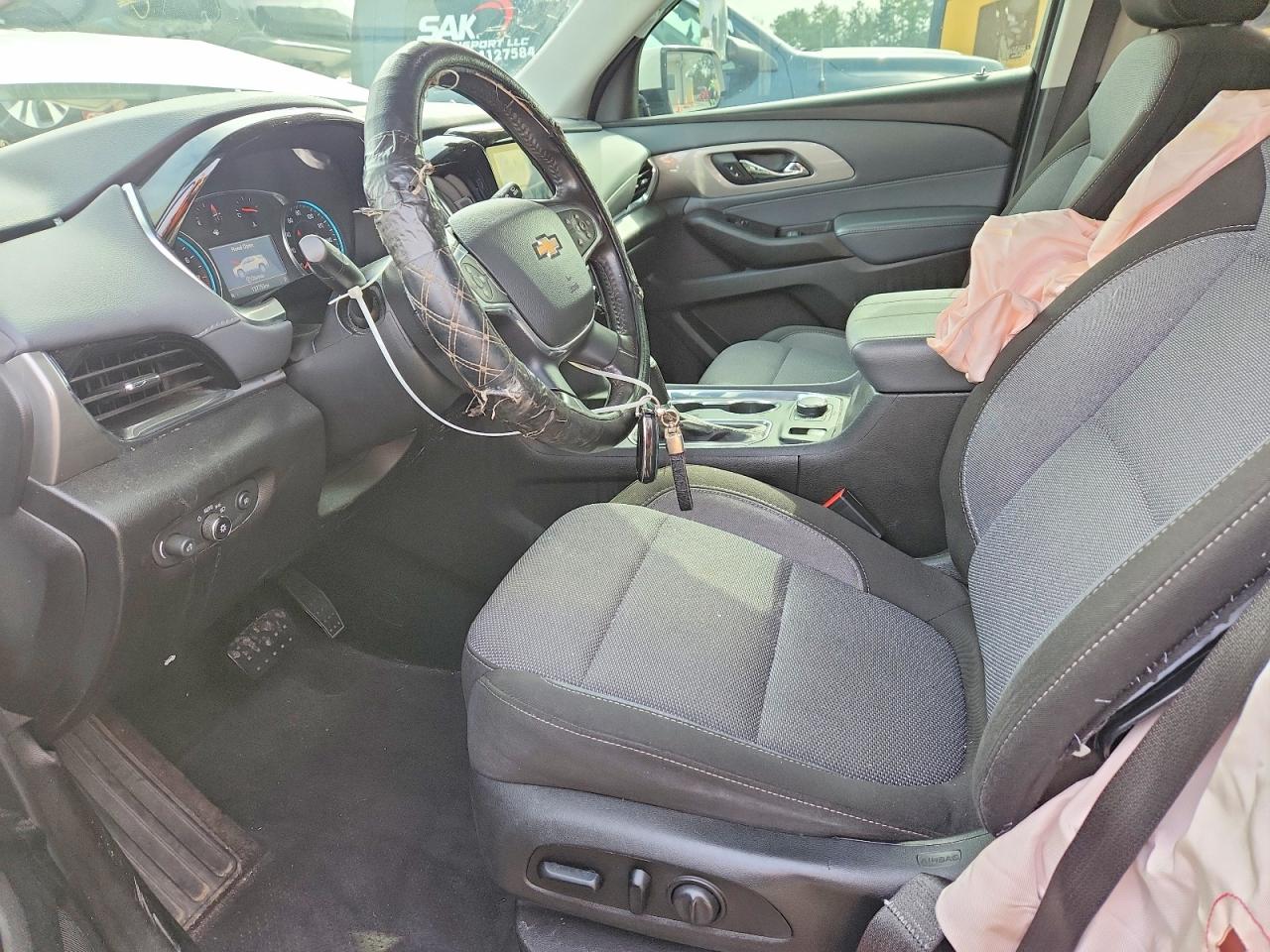 2020 CHEVROLET TRAVERSE LT photo 7