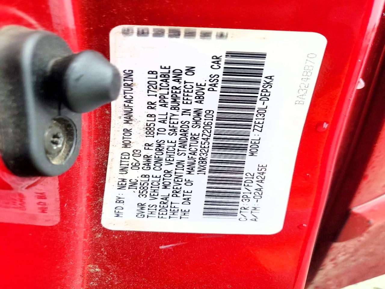 2004 TOYOTA COROLLA photo 12