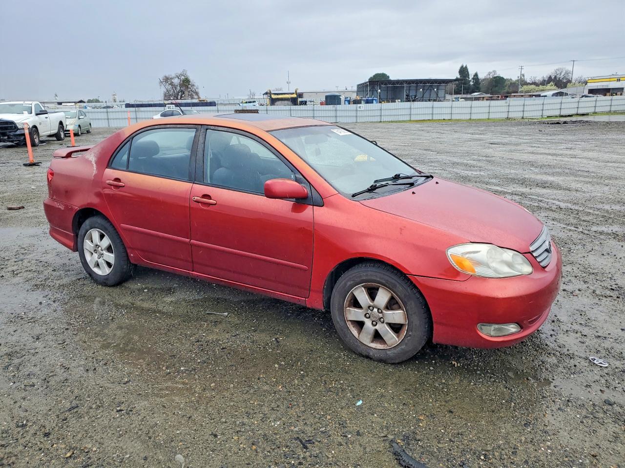 2004 TOYOTA COROLLA photo 4