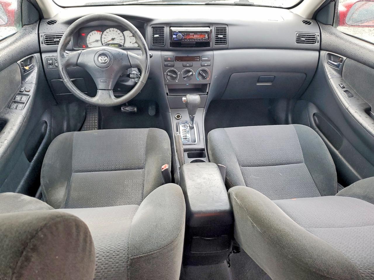 2004 TOYOTA COROLLA photo 8