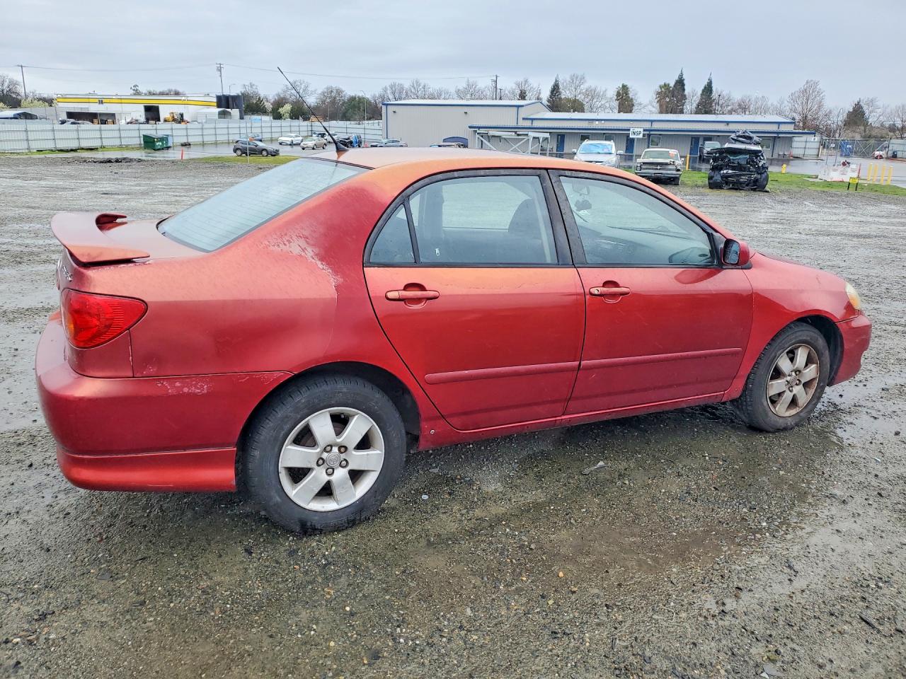 2004 TOYOTA COROLLA photo 3