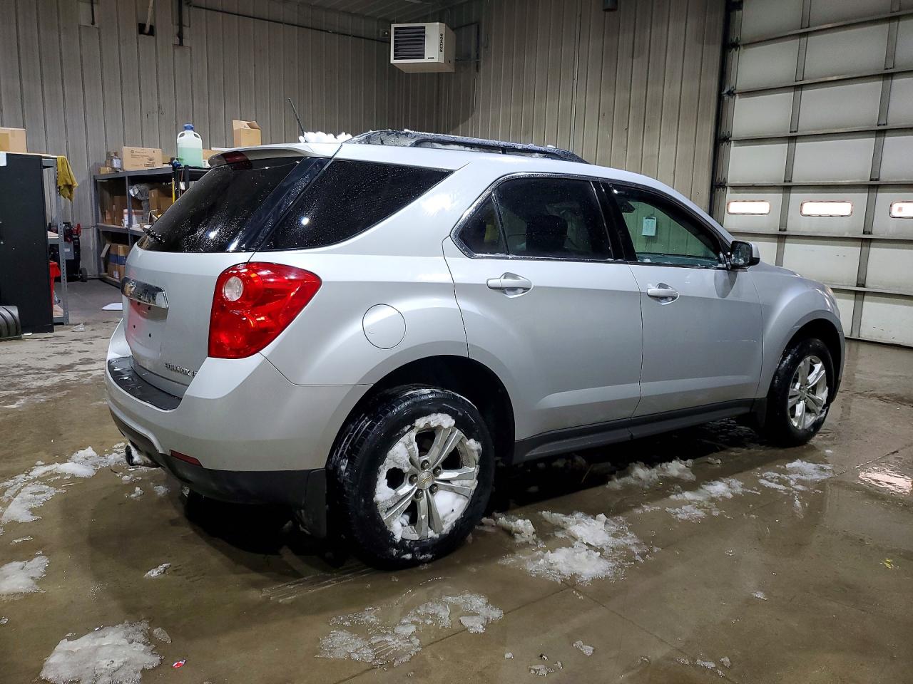 2015 CHEVROLET EQUINOX LT photo 3