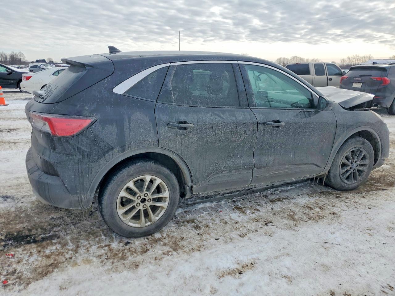 2022 FORD ESCAPE SE photo 3