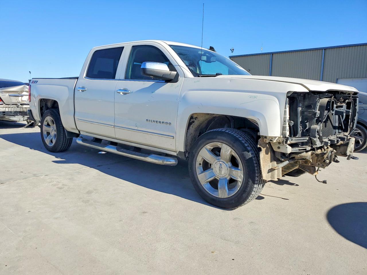 2015 CHEVROLET SILVERADO K1500 LTZ photo 10