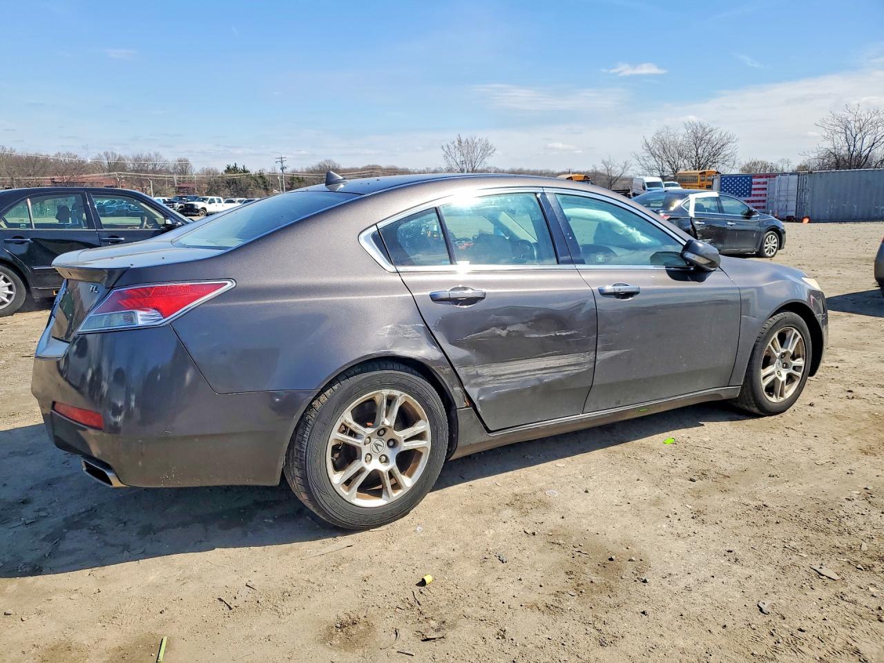 2011 ACURA TL photo 3