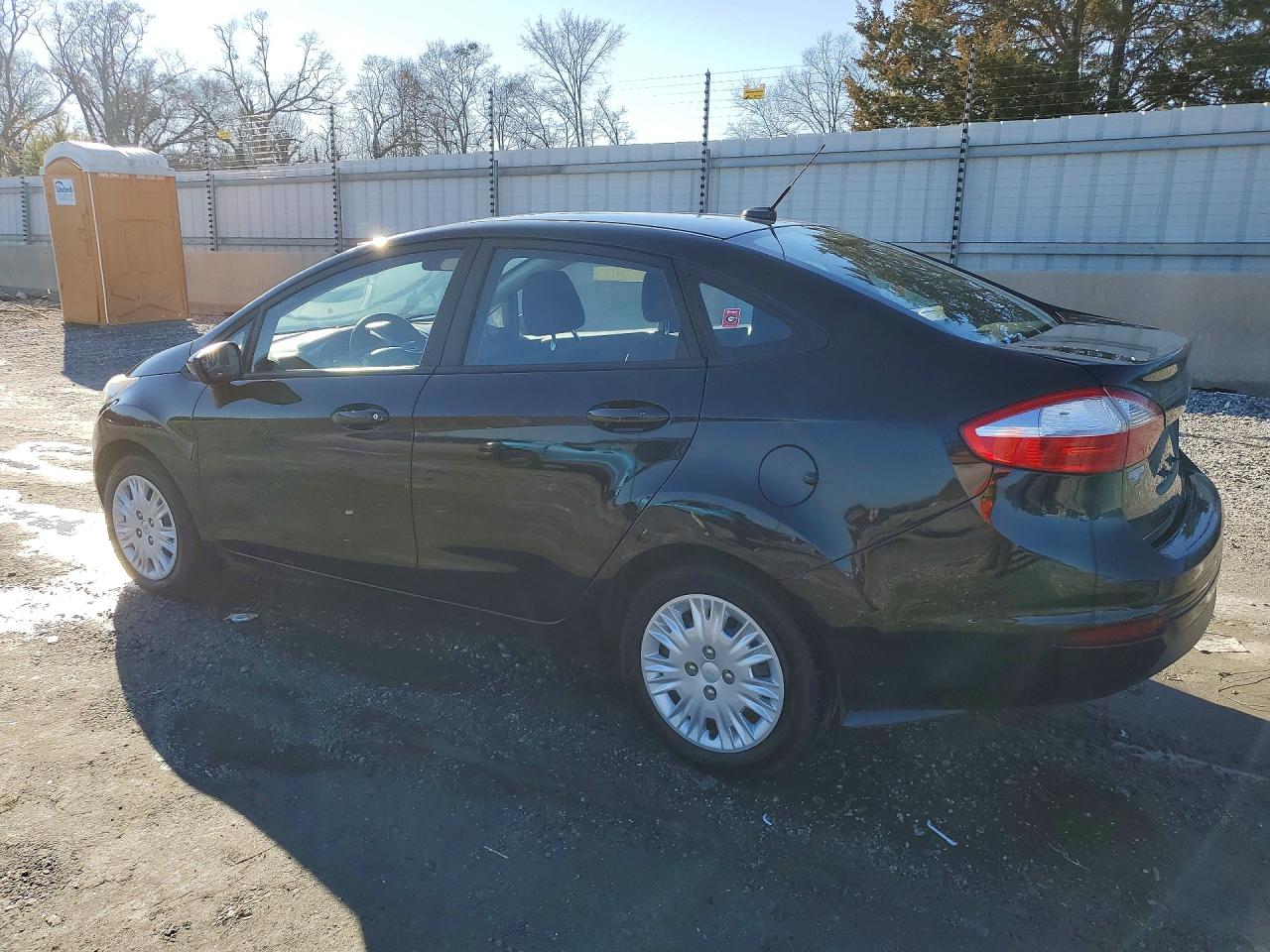 2016 FORD FIESTA S photo 3