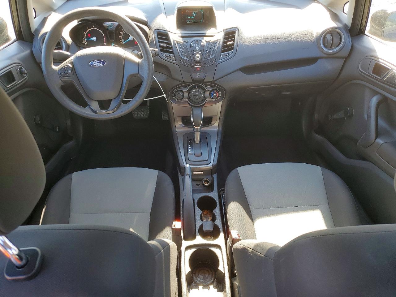 2016 FORD FIESTA S photo 15