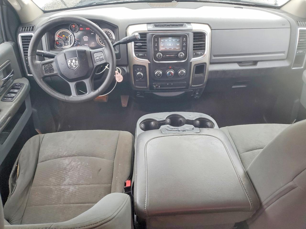 2013 RAM 1500 SLT photo 15