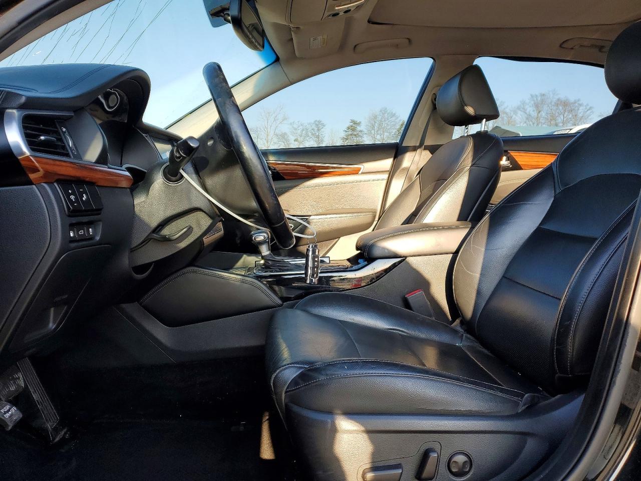 2017 KIA CADENZA PREMIUM photo 7