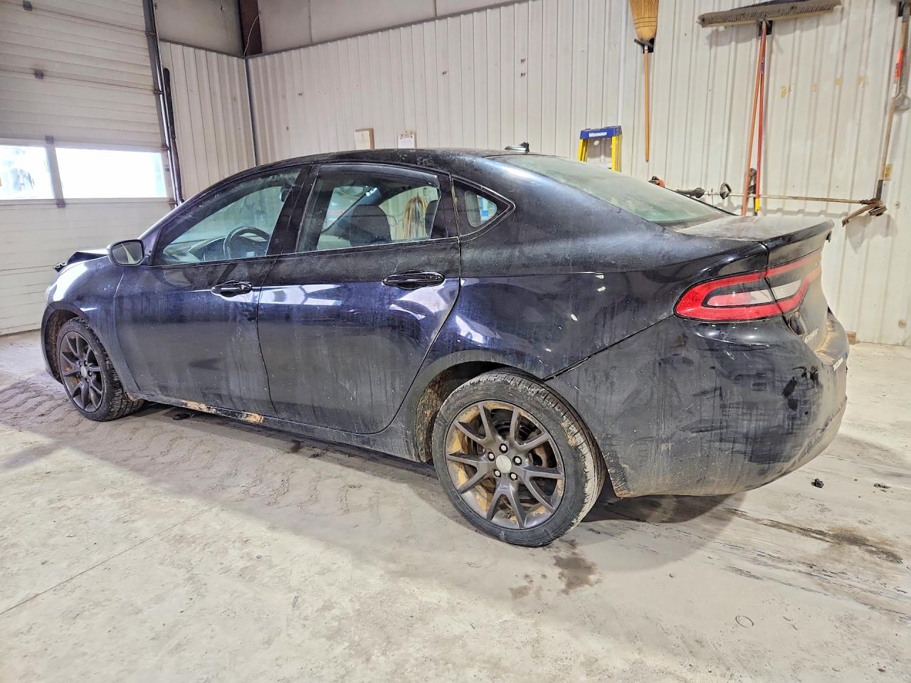 2015 DODGE DART SXT photo 2