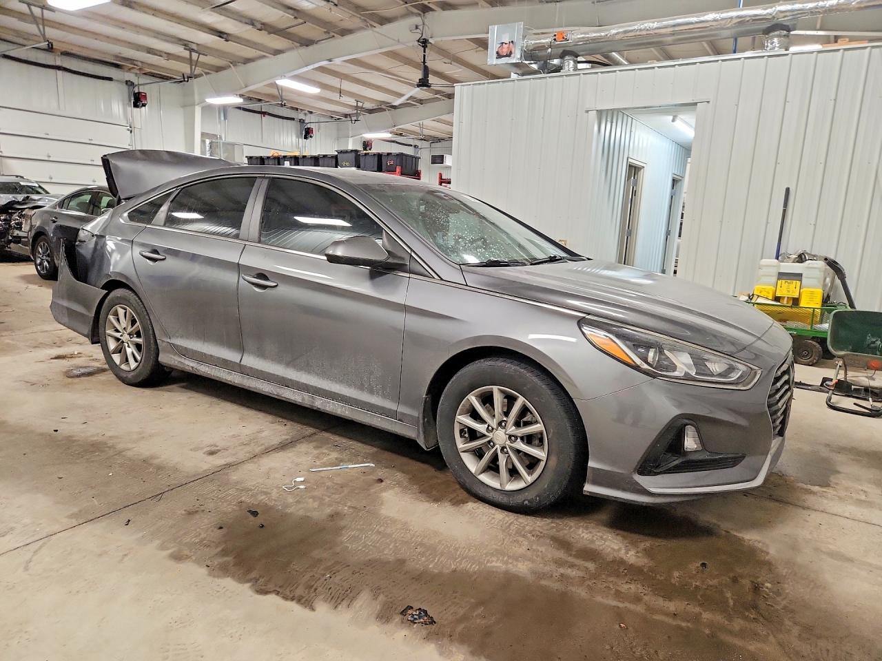 2018 HYUNDAI SONATA SE photo 4