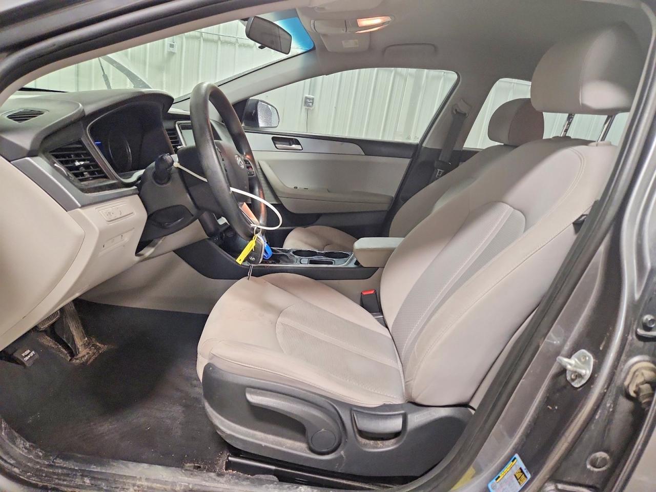 2018 HYUNDAI SONATA SE photo 7