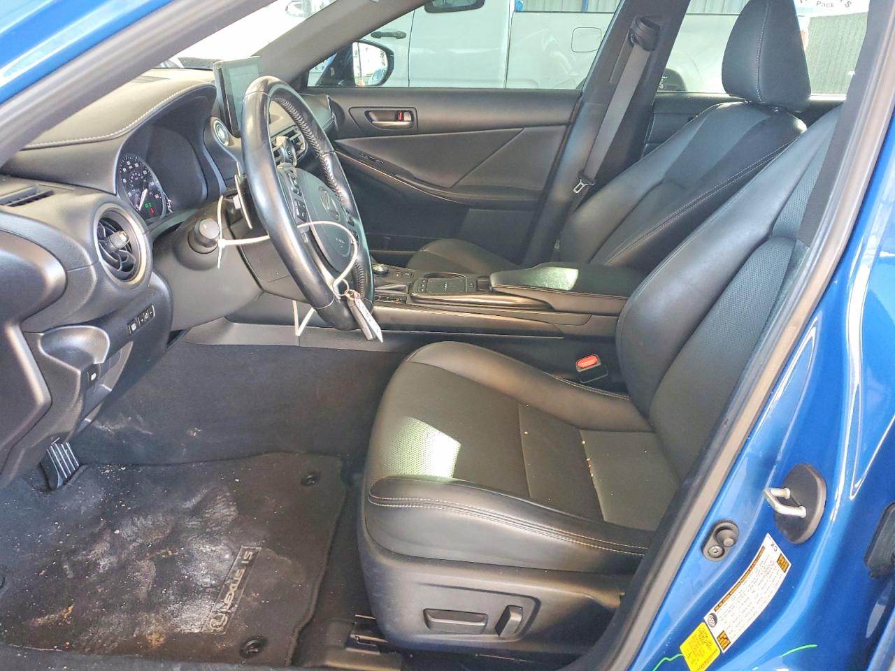 2021 LEXUS IS 300 photo 7