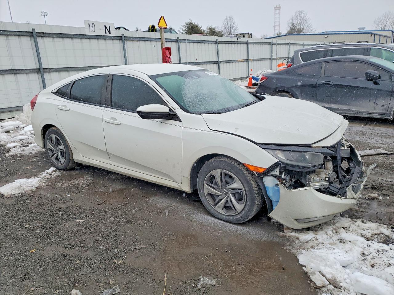 2020 HONDA CIVIC LX photo 4