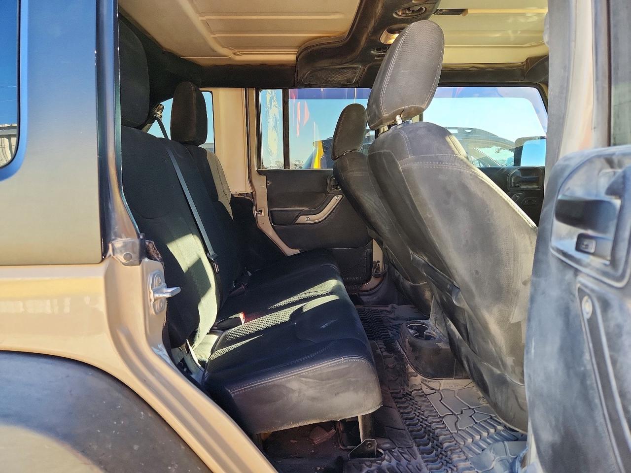 2016 JEEP WRANGLER UNLIMITED SPORT photo 28