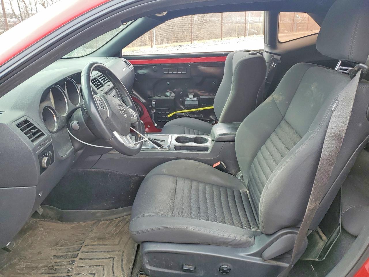 2012 DODGE CHALLENGER SXT photo 13