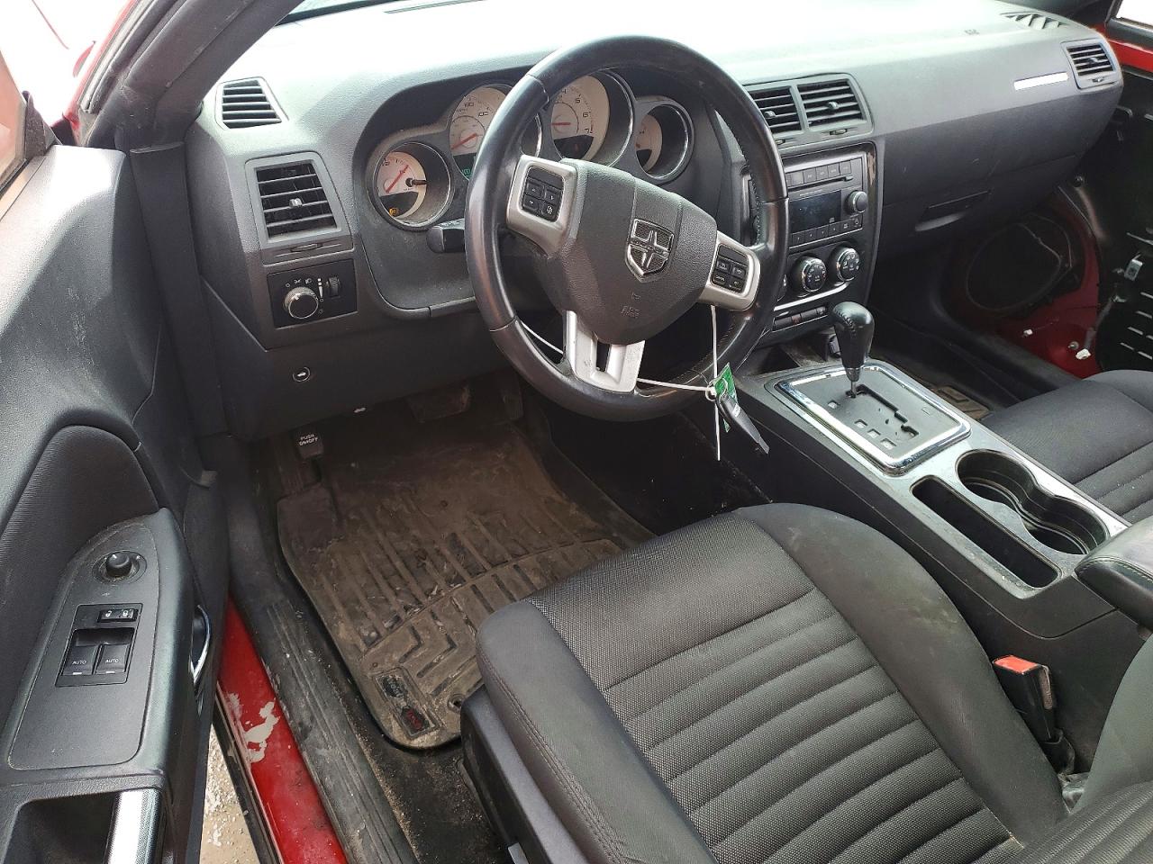 2012 DODGE CHALLENGER SXT photo 15