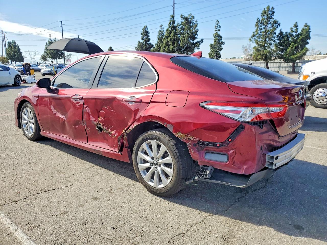 2019 TOYOTA CAMRY L photo 2
