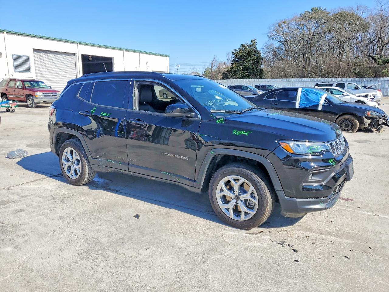 2025 JEEP COMPASS LATITUDE photo 4