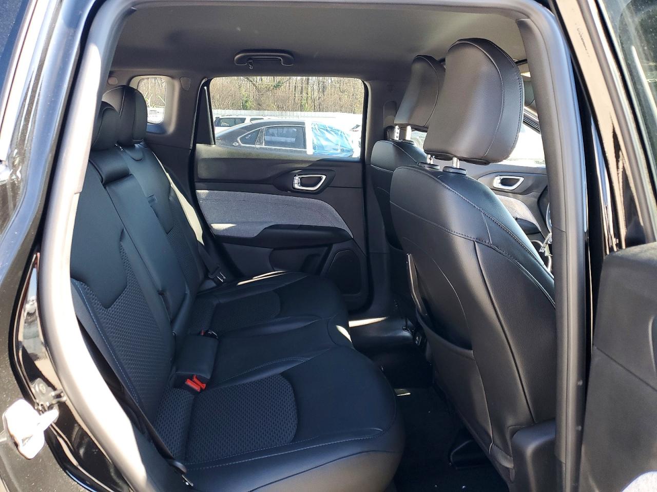 2025 JEEP COMPASS LATITUDE photo 10