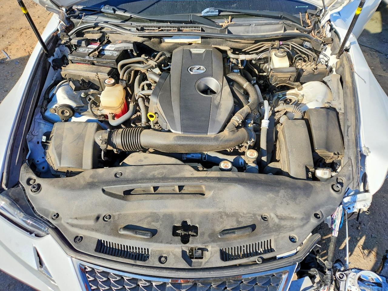 2019 LEXUS IS photo 11