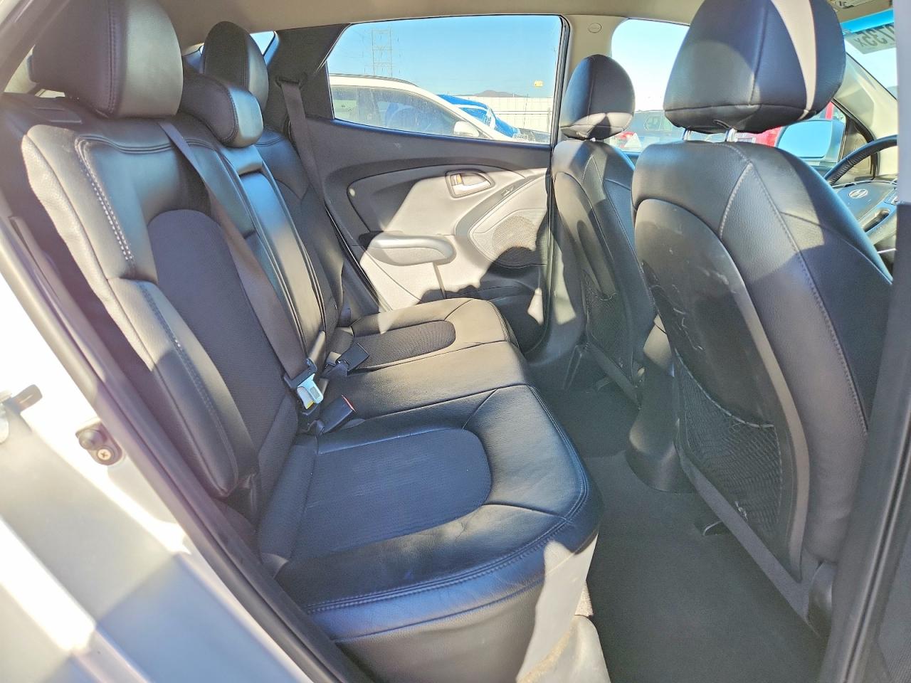 2013 HYUNDAI TUCSON GLS photo 11
