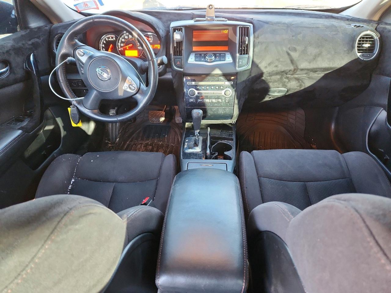 2011 NISSAN MAXIMA S photo 8