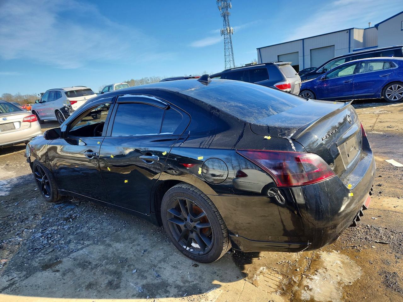 2011 NISSAN MAXIMA S photo 2