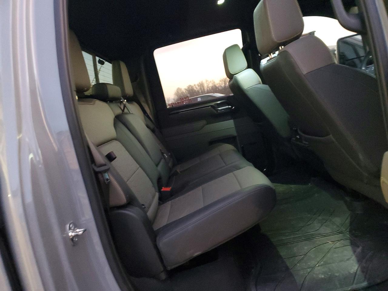 2025 CHEVROLET SILVERADO K2500 ZR2 photo 10