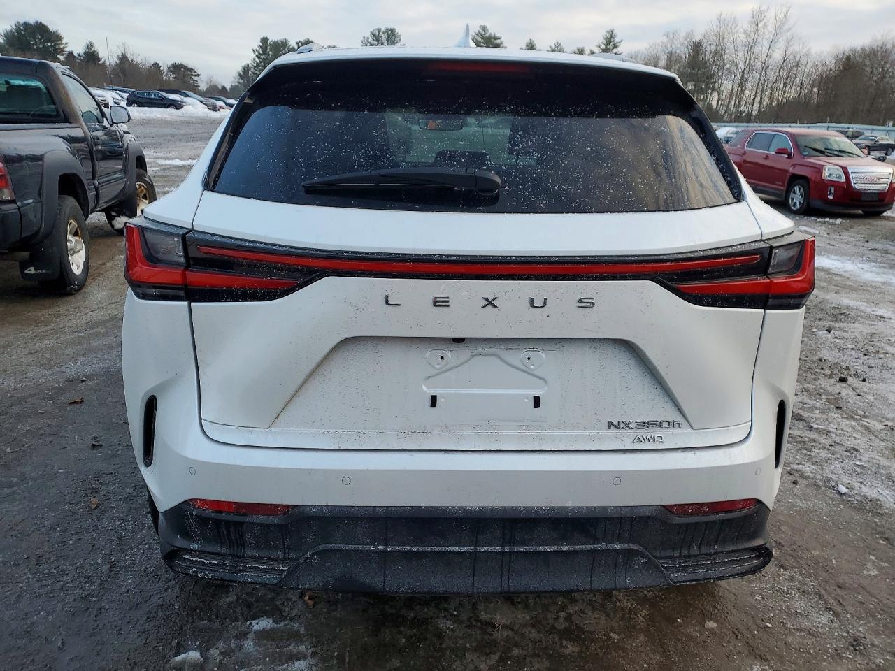 2023 LEXUS NX 350H photo 6