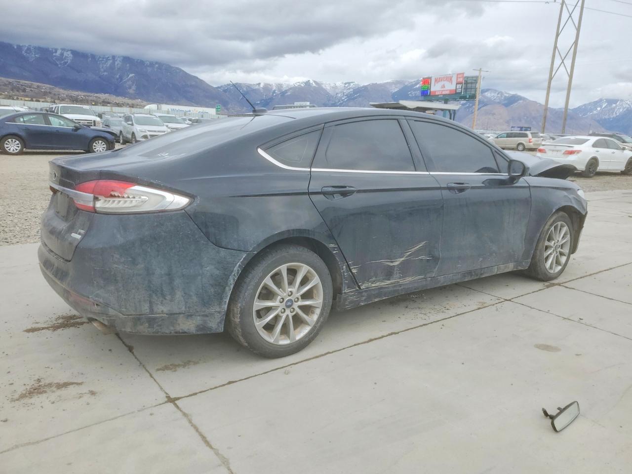 2017 FORD FUSION SE photo 5