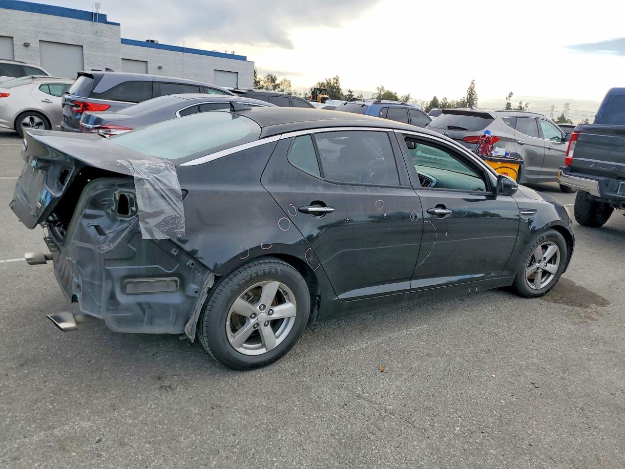 2014 KIA OPTIMA LX photo 3