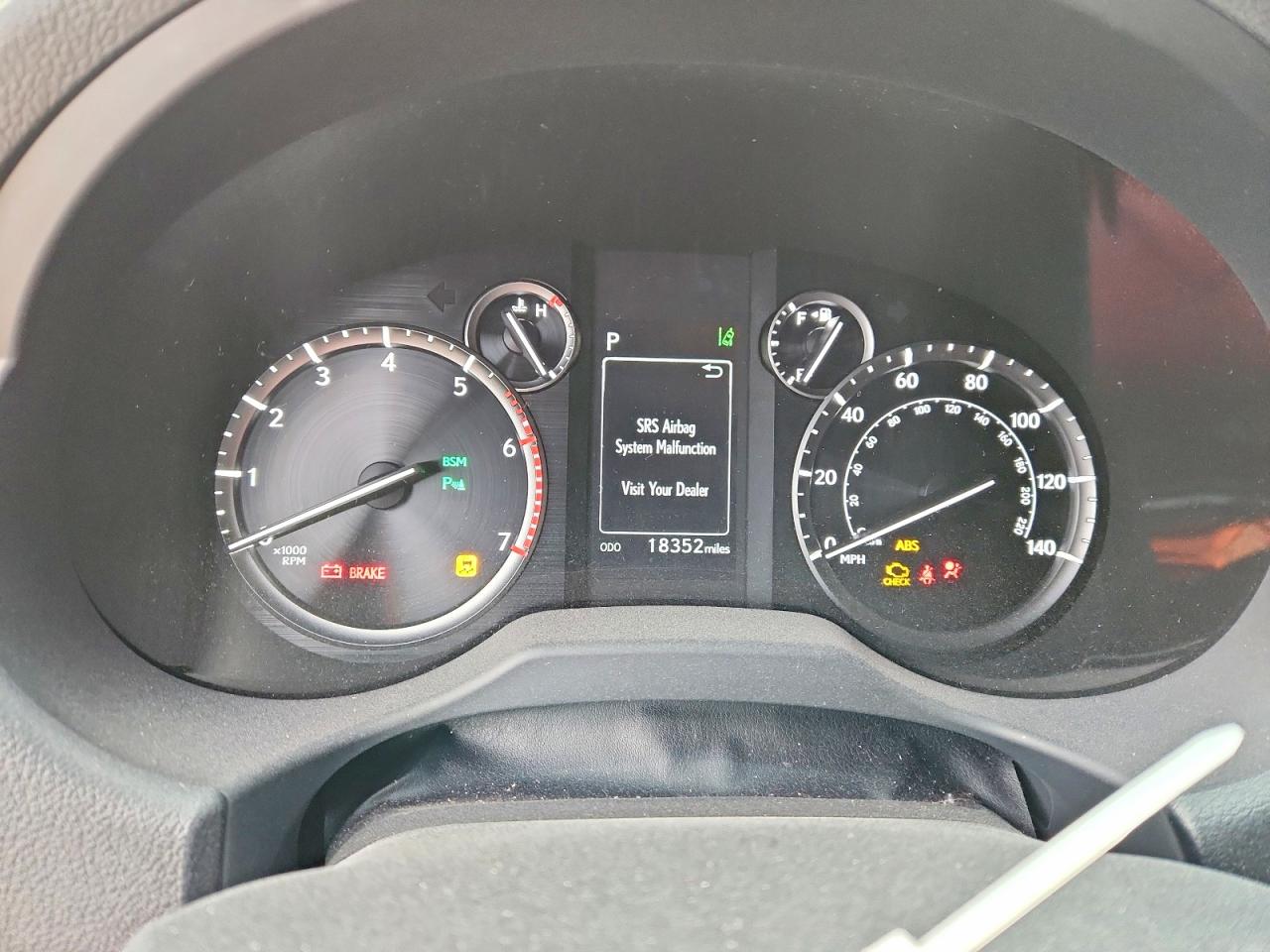 2023 LEXUS GX 460 photo 17
