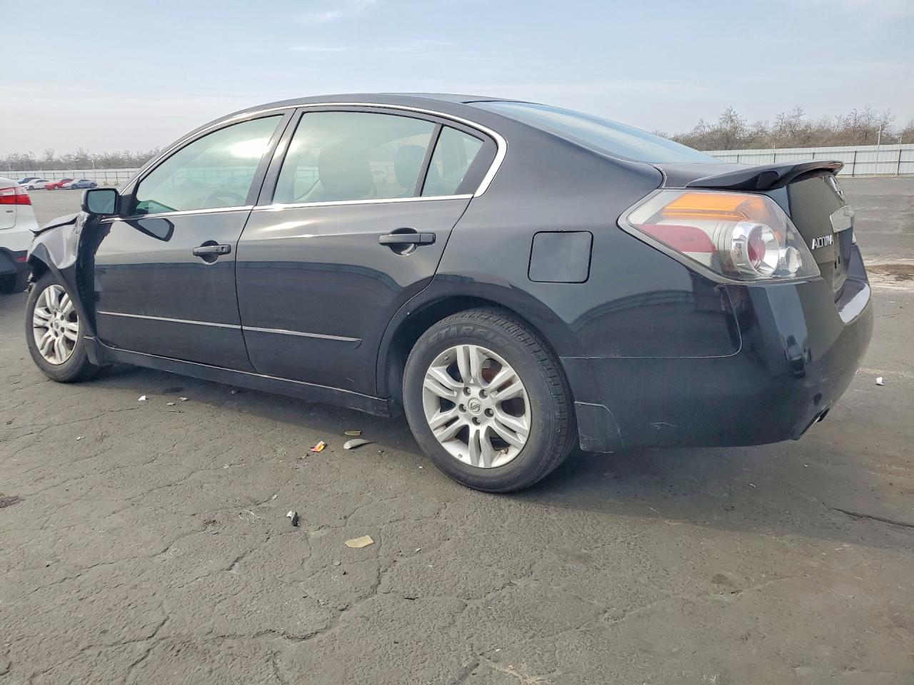 2012 NISSAN ALTIMA BASE photo 2