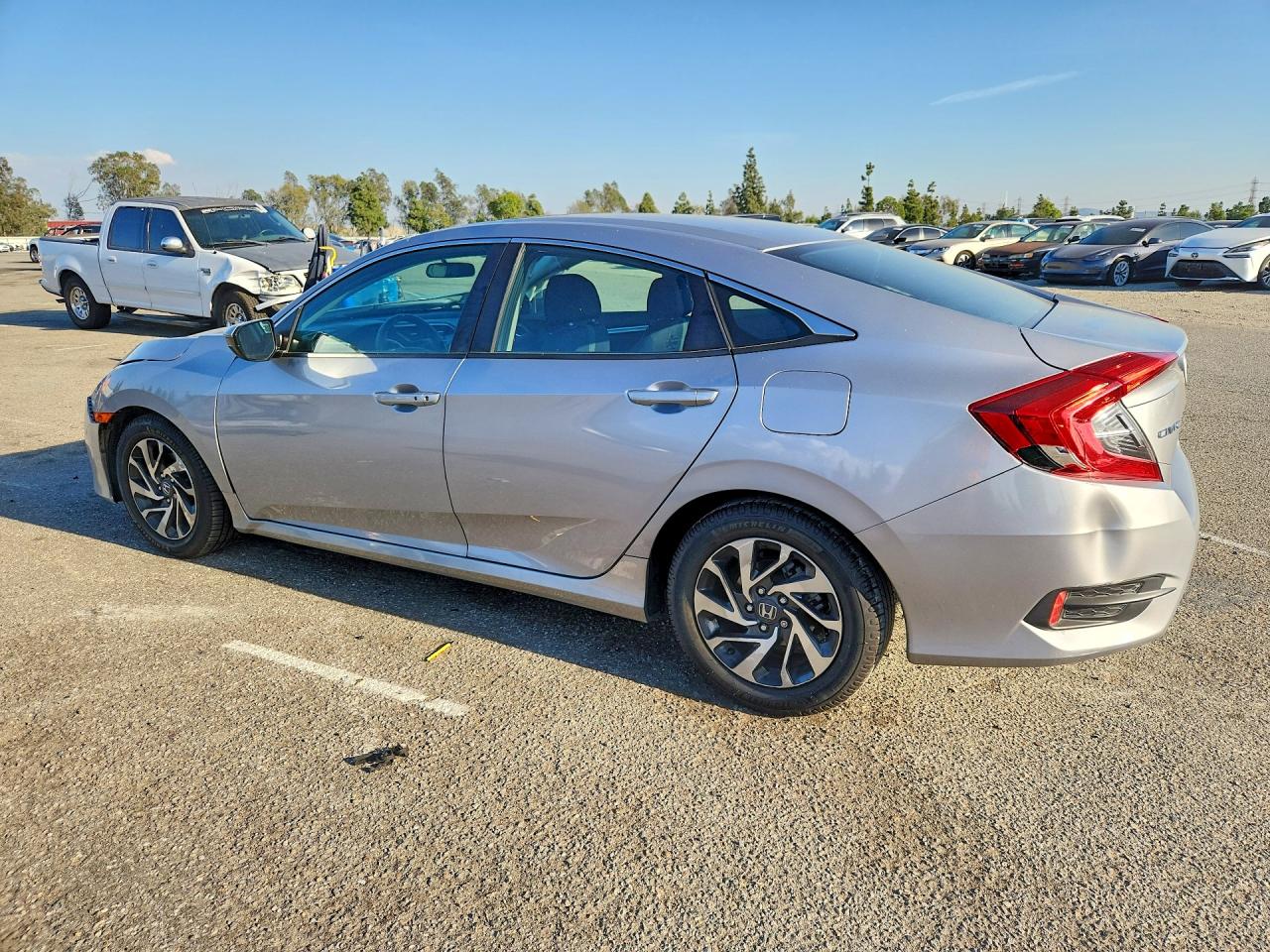 2016 HONDA CIVIC EX photo 3