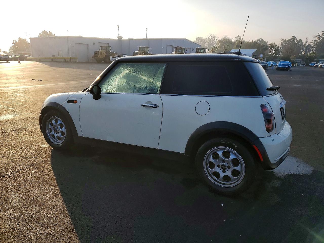 2005 MINI COOPER photo 3