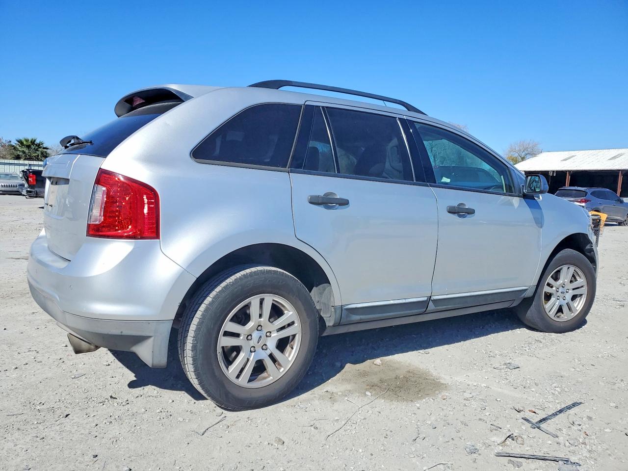 2012 FORD EDGE SE photo 3