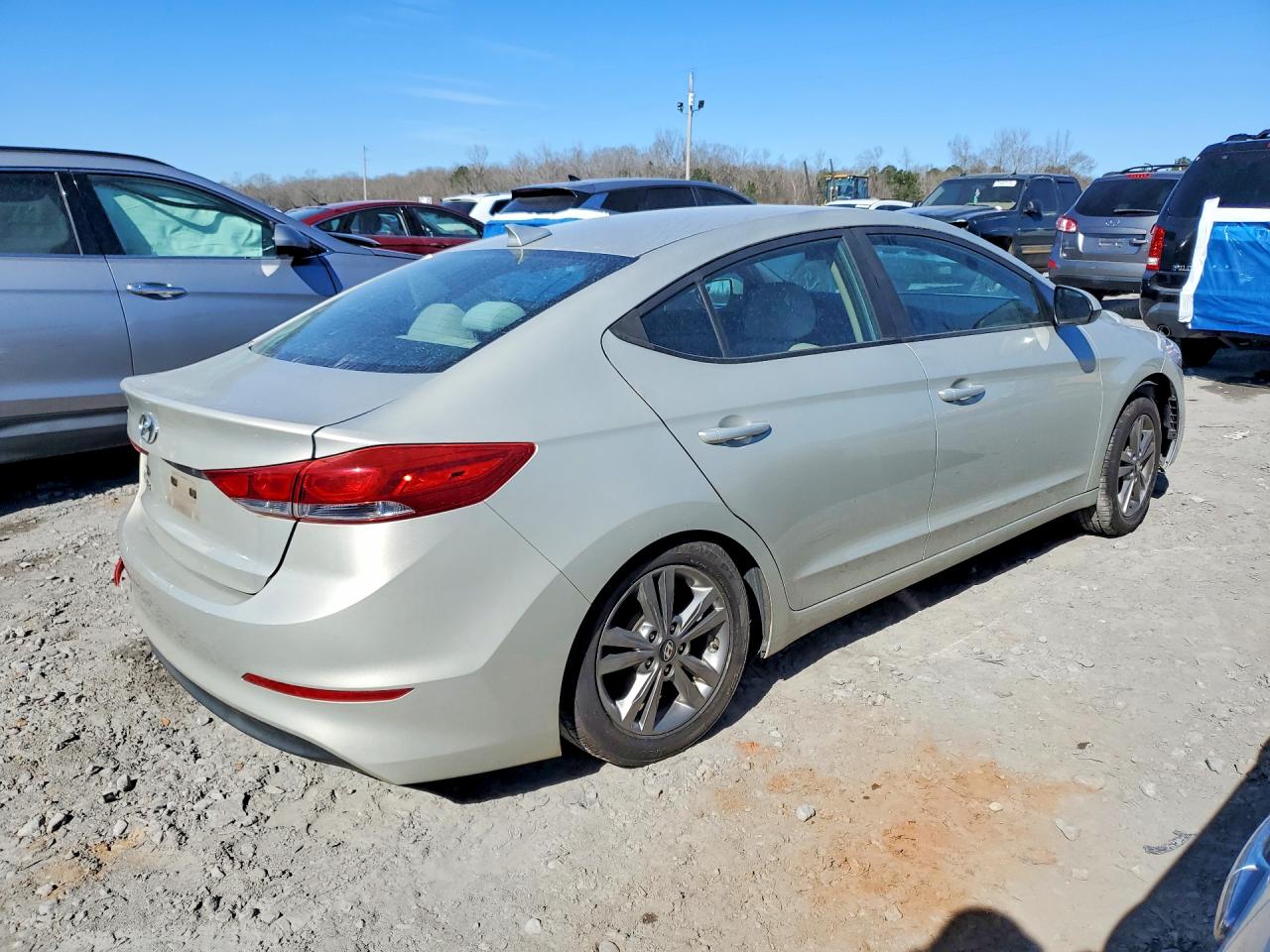 2017 HYUNDAI ELANTRA SE photo 5