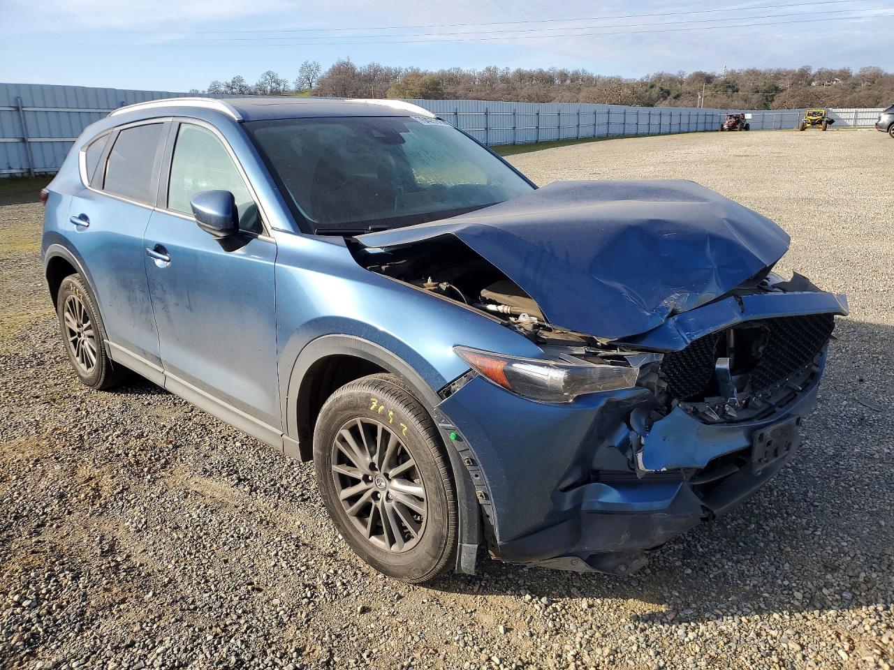 2017 MAZDA CX-5 TOURING photo 4
