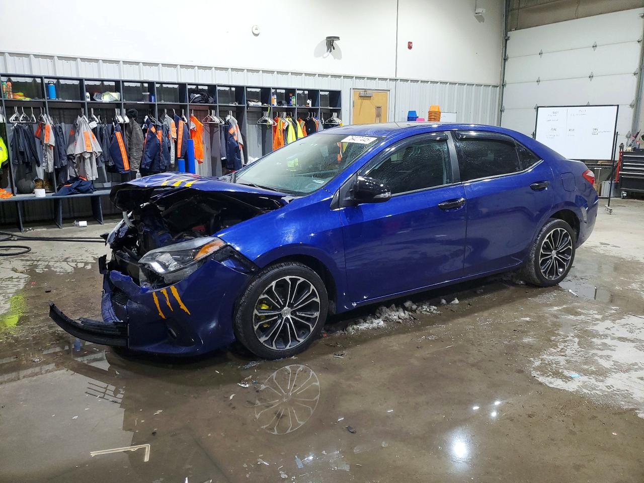 2016 TOYOTA COROLLA