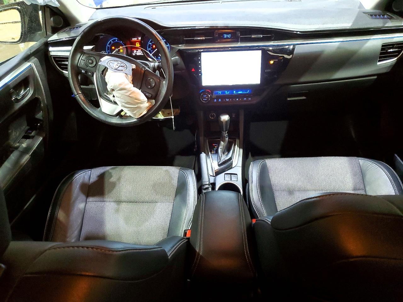 2016 TOYOTA COROLLA S PLUS photo 22